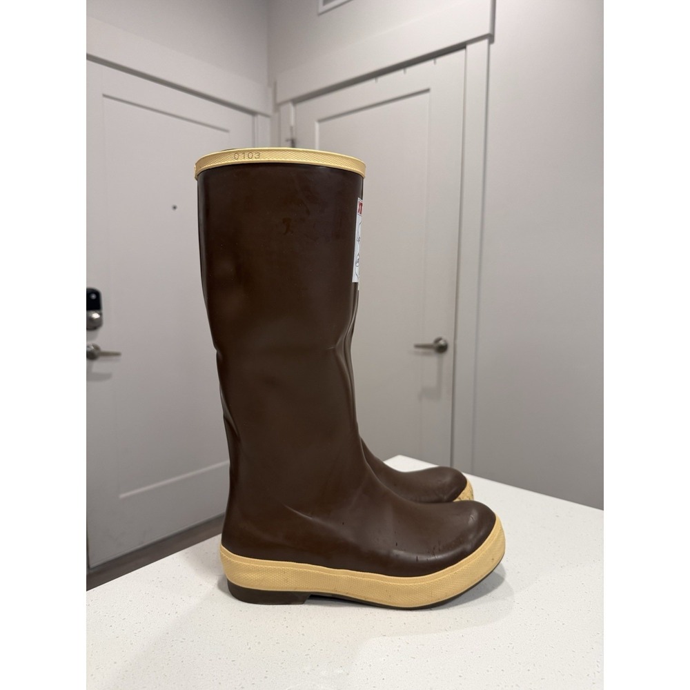 Xtratuf Salmon Sisters 15" Women's Size 8 Brown